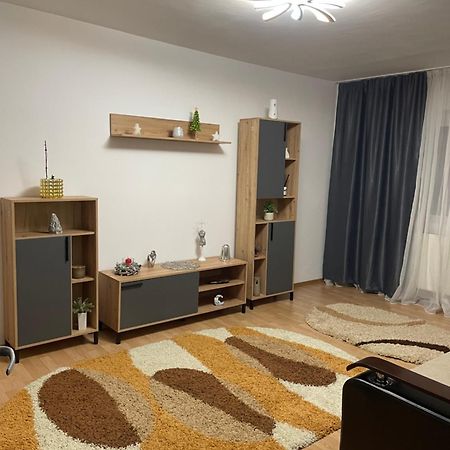 Apartament Petroşani Buitenkant foto