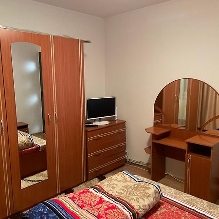 Apartament Petroşani Buitenkant foto