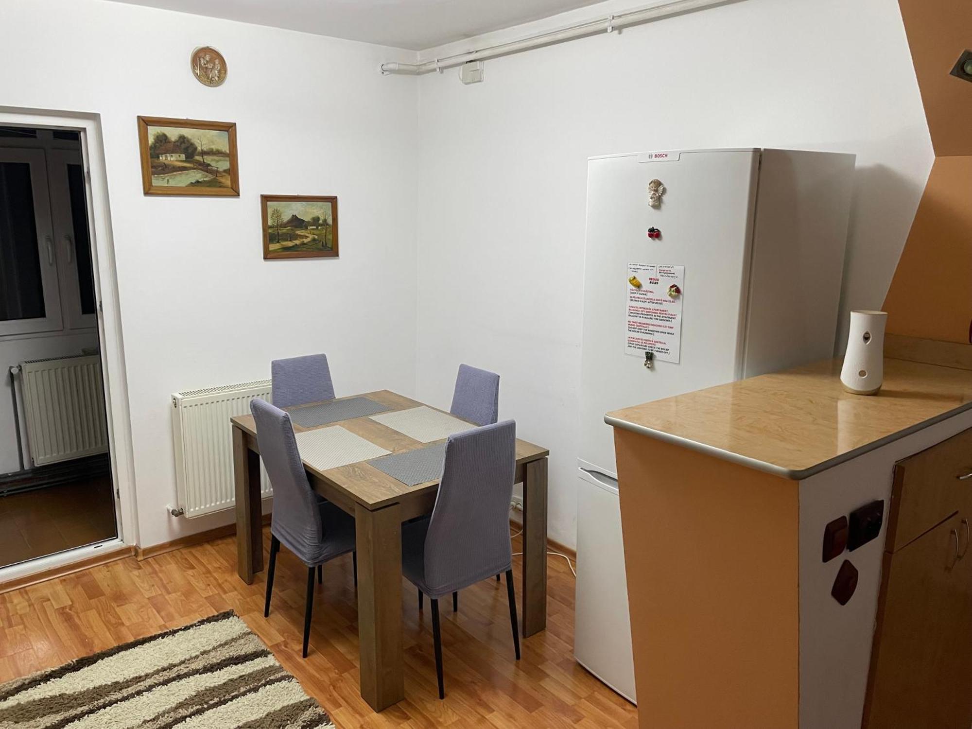 Apartament Petroşani Buitenkant foto